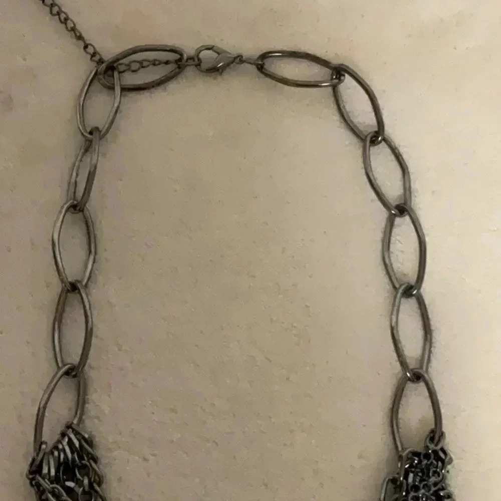 Necklace - Picture 4 of 4